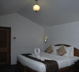 LA MONTANA BY TGI Executive Cottage (Non AC)