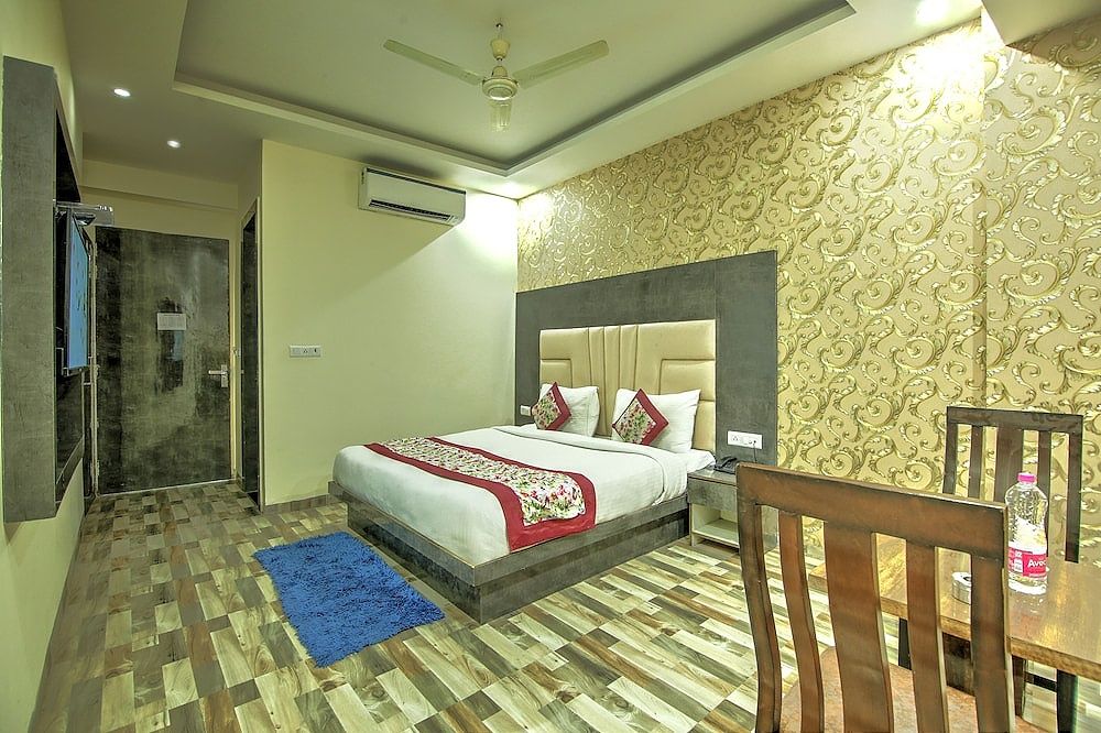 Hotel Smart Plaza Super Deluxe Room 14