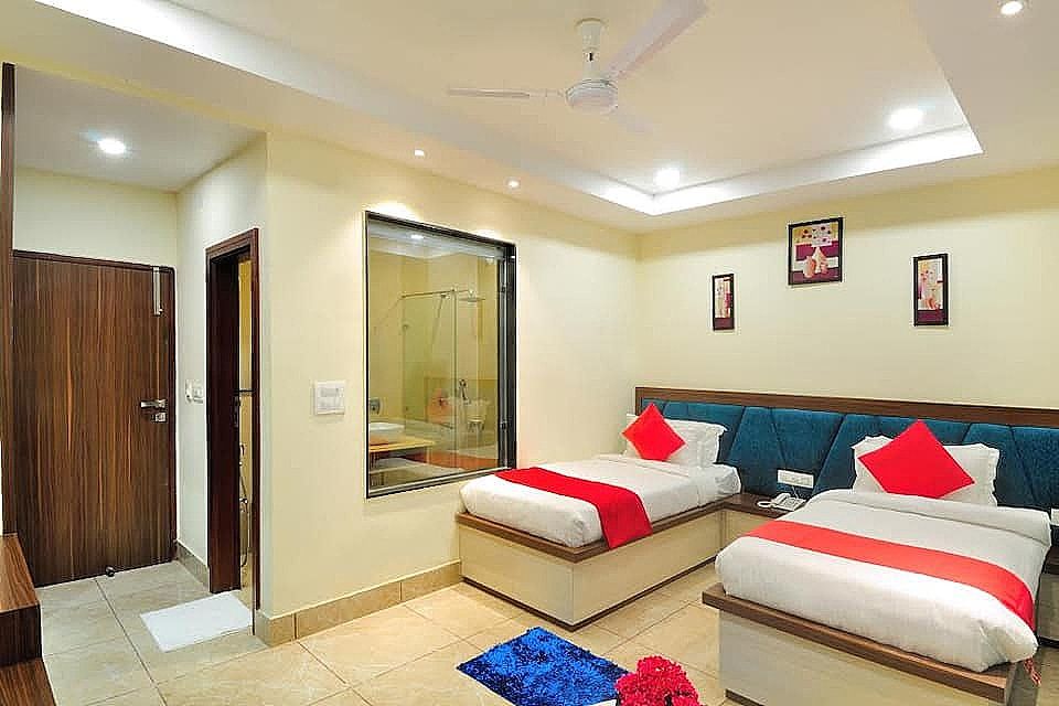 Hotel Fortune Ganga Deluxe Room 4