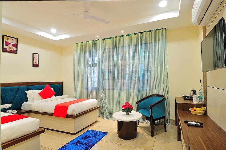 Hotel Fortune Ganga Deluxe Room 8