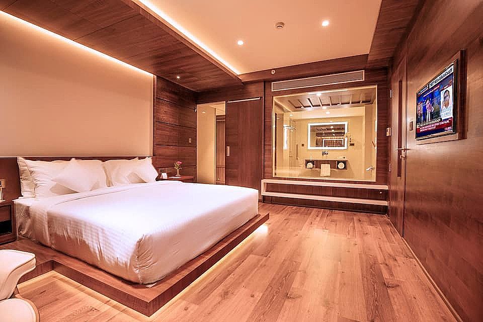 Coral Isle Deluxe Room 2
