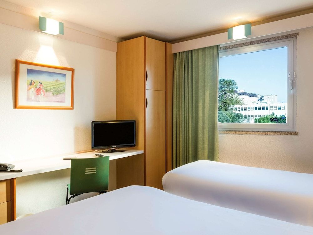 ibis Porto Sao Joao Standard Room, 2 Twin Beds, Non Smoking 2