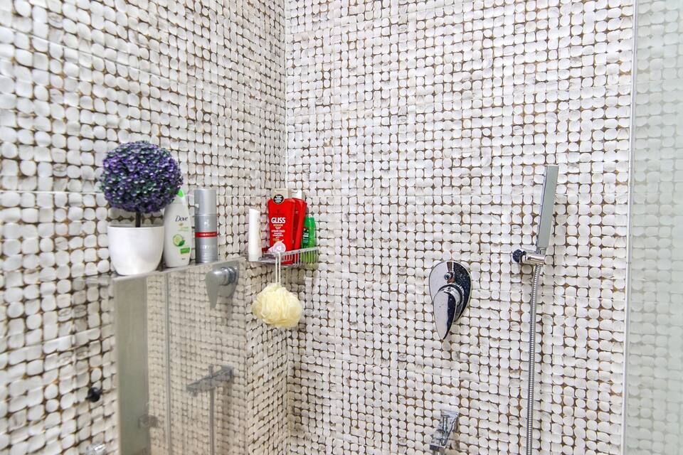 Executive Bath Tub Room