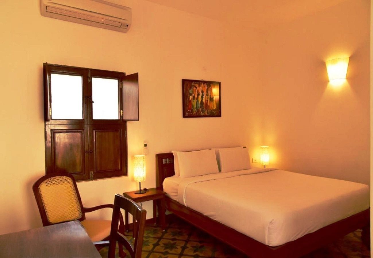 Petit Palais by CROSSWAY Classic Room 4