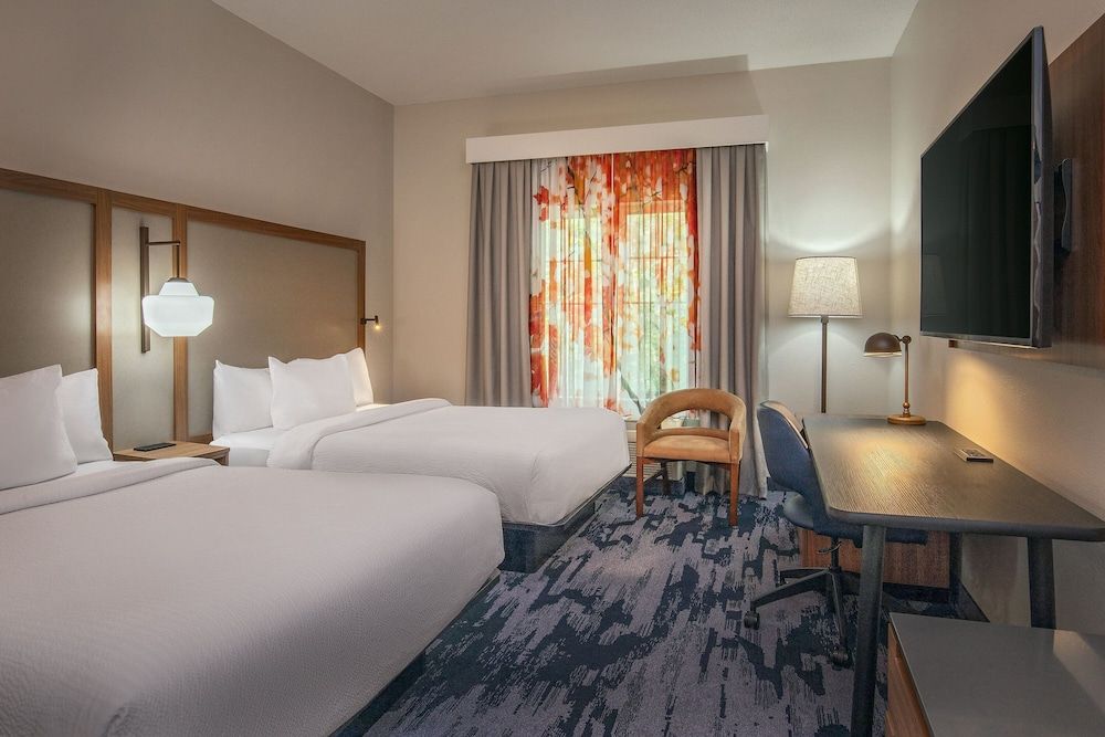 Room, 2 Queen Beds, Non Smoking, City View (Hearing Accessible)