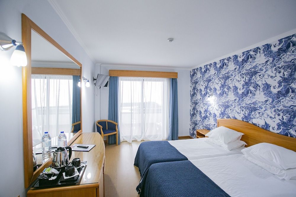 Hotel do Mar Twin Room, Sea View 4