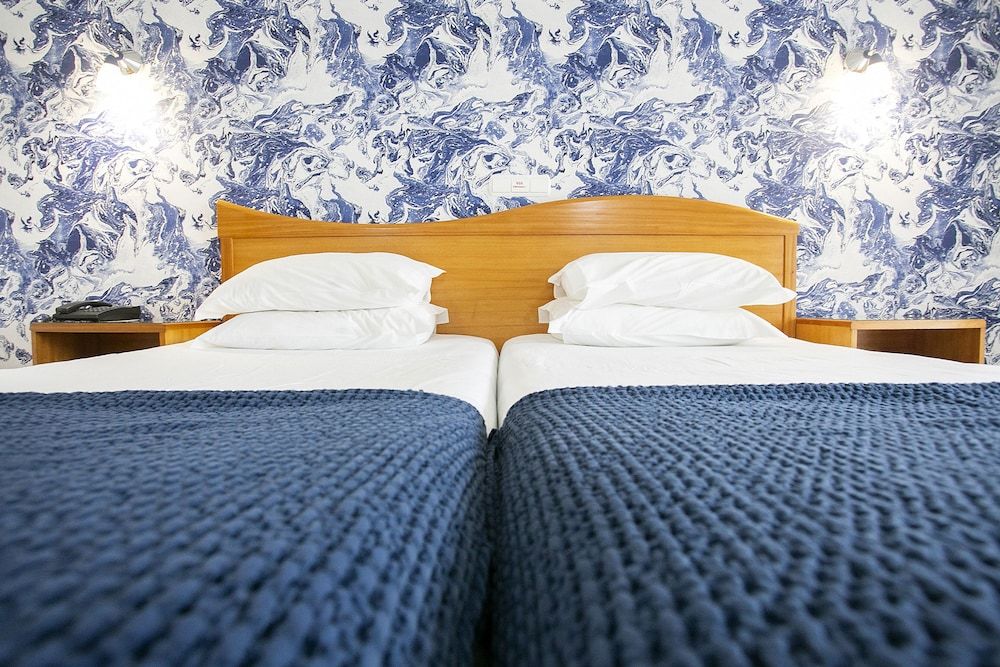 Hotel do Mar Twin Room, Partial Ocean View 3