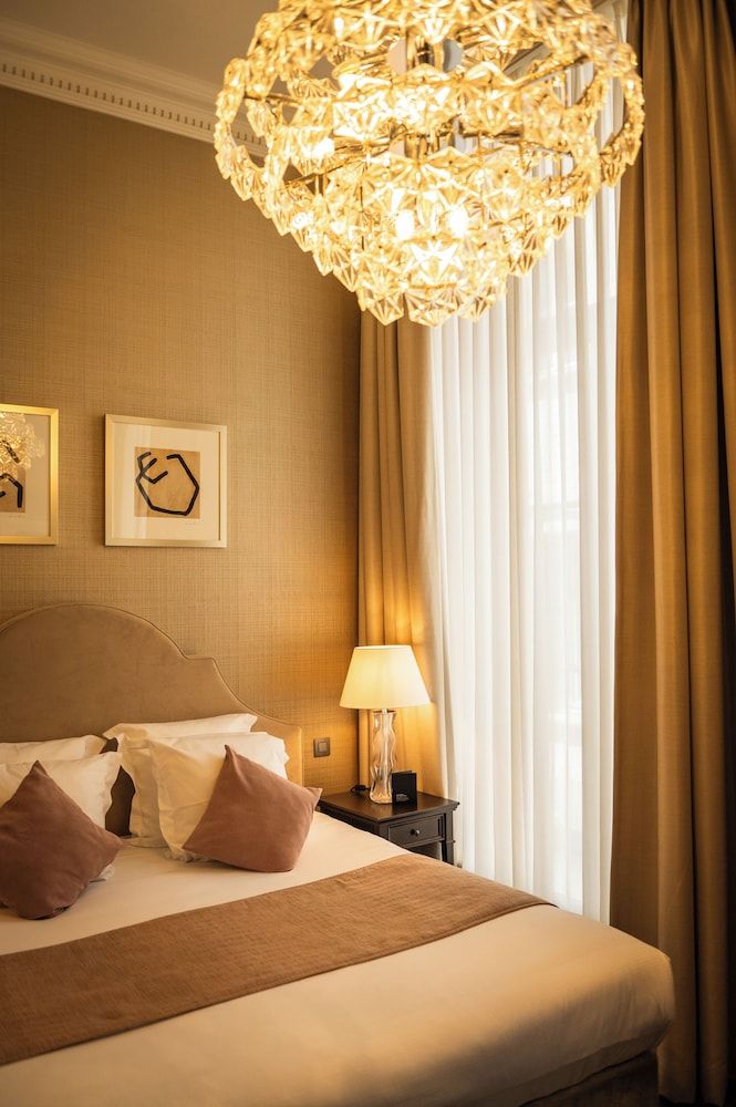 Luxury Room