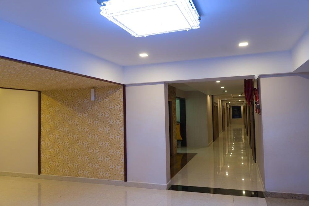 undefined Hotel President 4