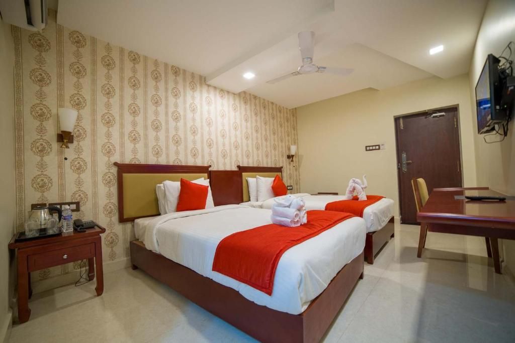 undefined Hotel President 9