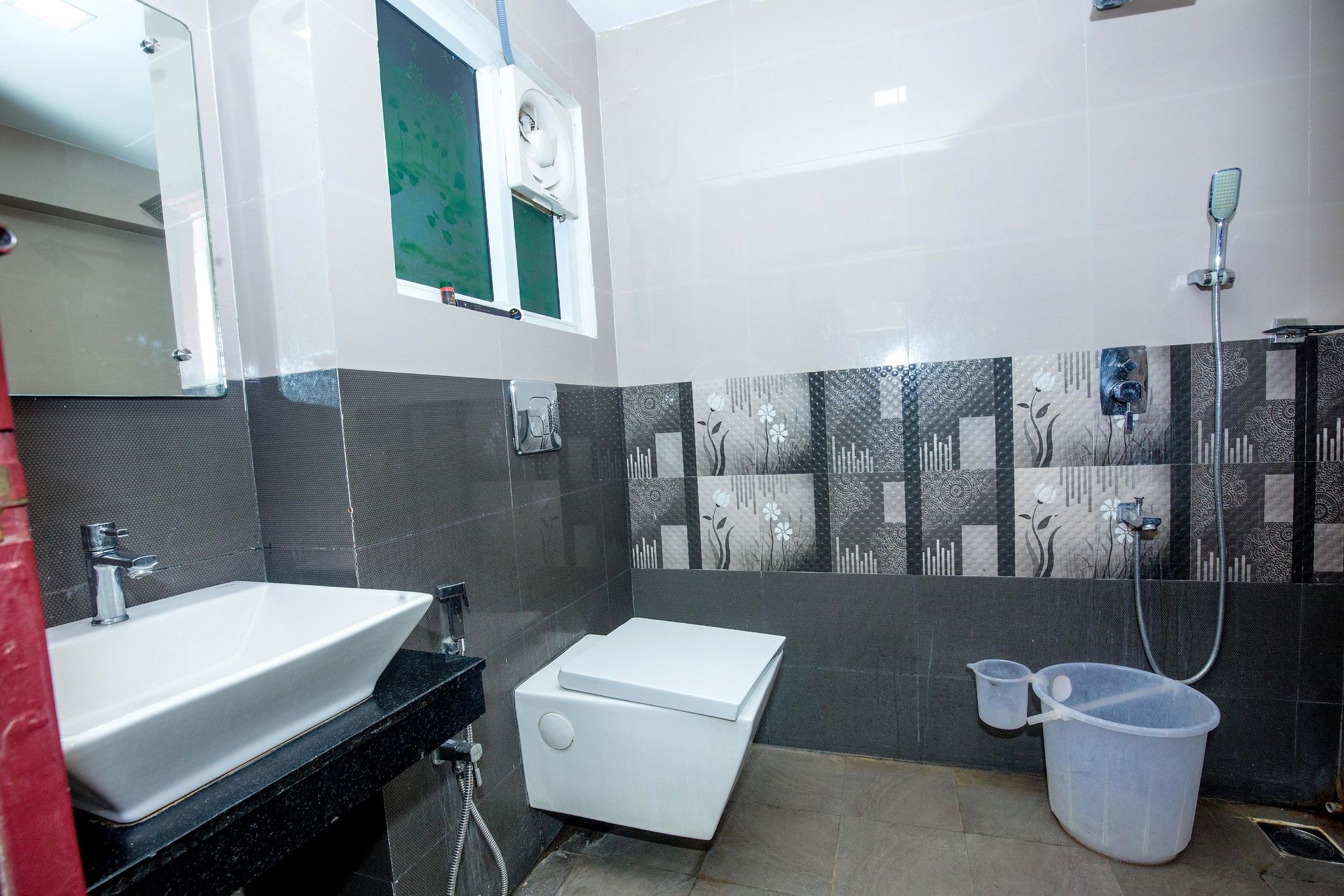 Hotel President Standard Double Room 2