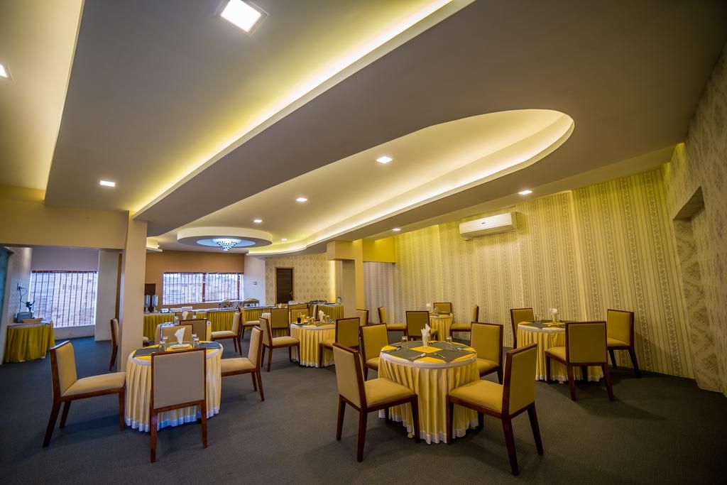 undefined Hotel President 5