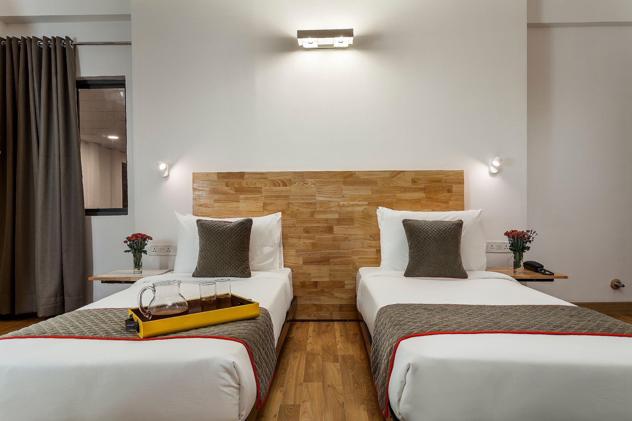 Super Townhouse Galleria Market Near Golf Course Road Classic Room 5