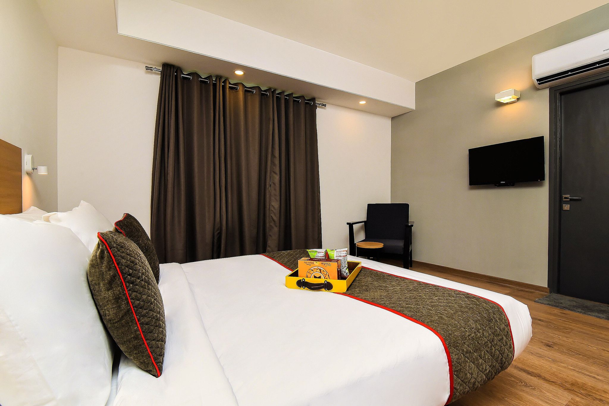 Townhouse C Scheme Ahinsa Circle Classic Room 4