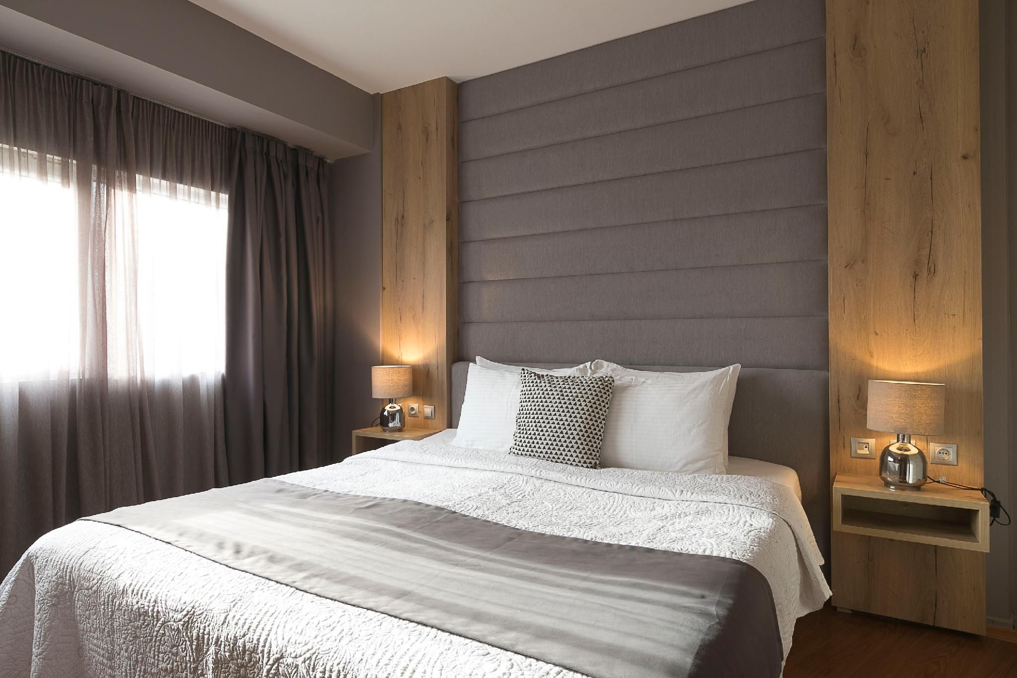 Plaza Hotel Comfort Double Room