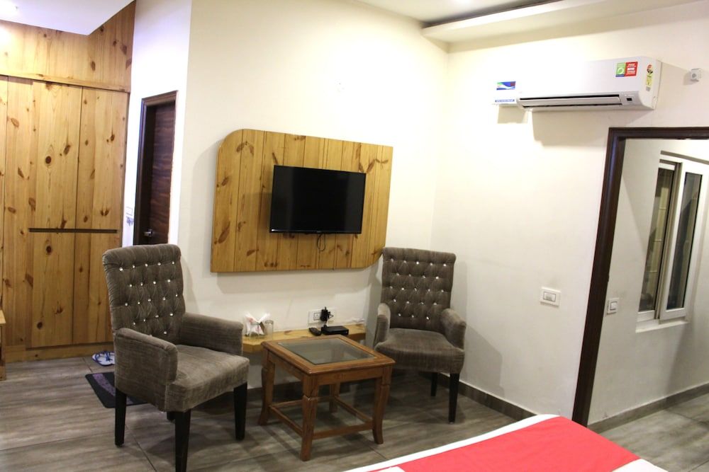 Hotel Hashtag Deluxe Room 21