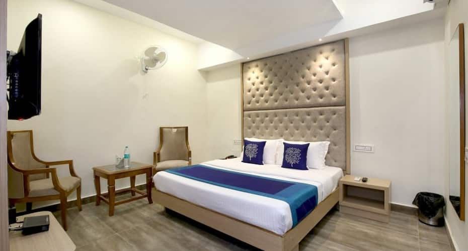 Hotel Hashtag Deluxe Room 2