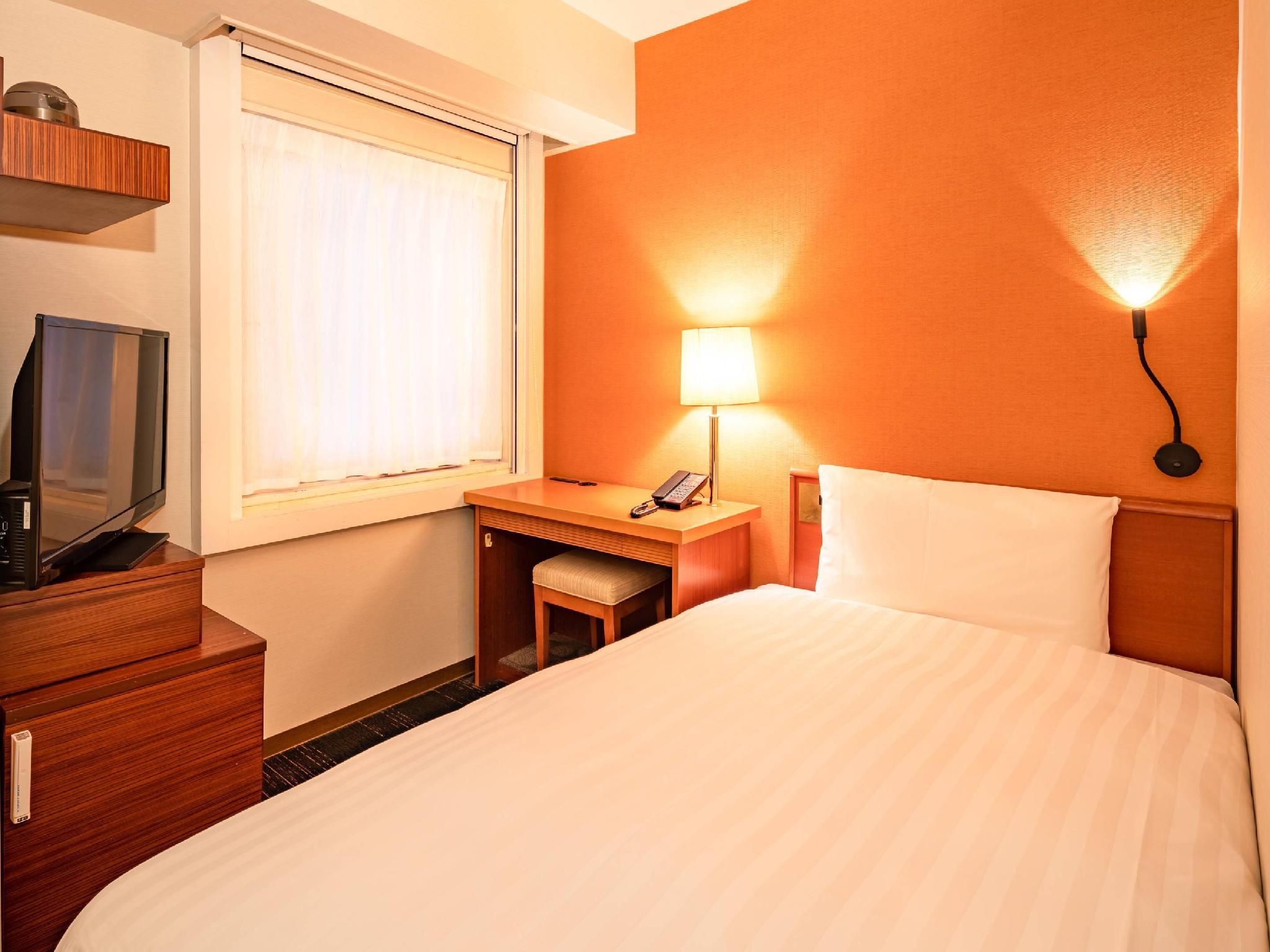 1 Single Bed, Nonsmoking