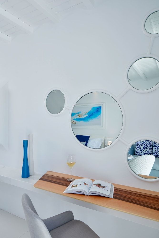 Myconian Ambassador Hotel Relais & Chateaux Room, Partial Sea View (Sea Breeze) 3