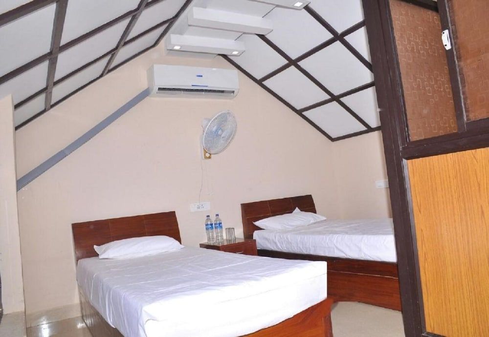 Karaikal Ashok Beach Resort Deluxe Room 6