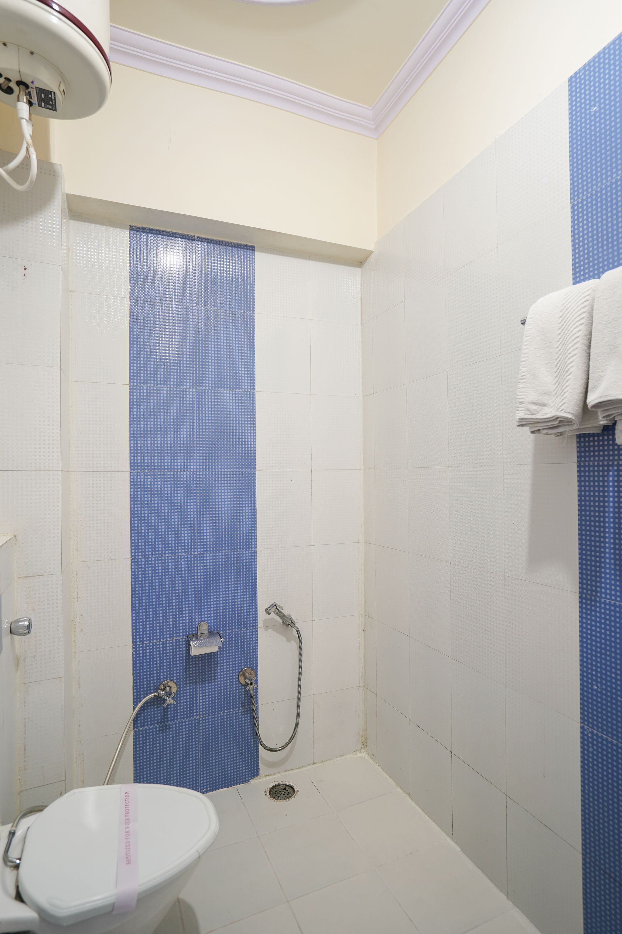 Super Deluxe Hill View