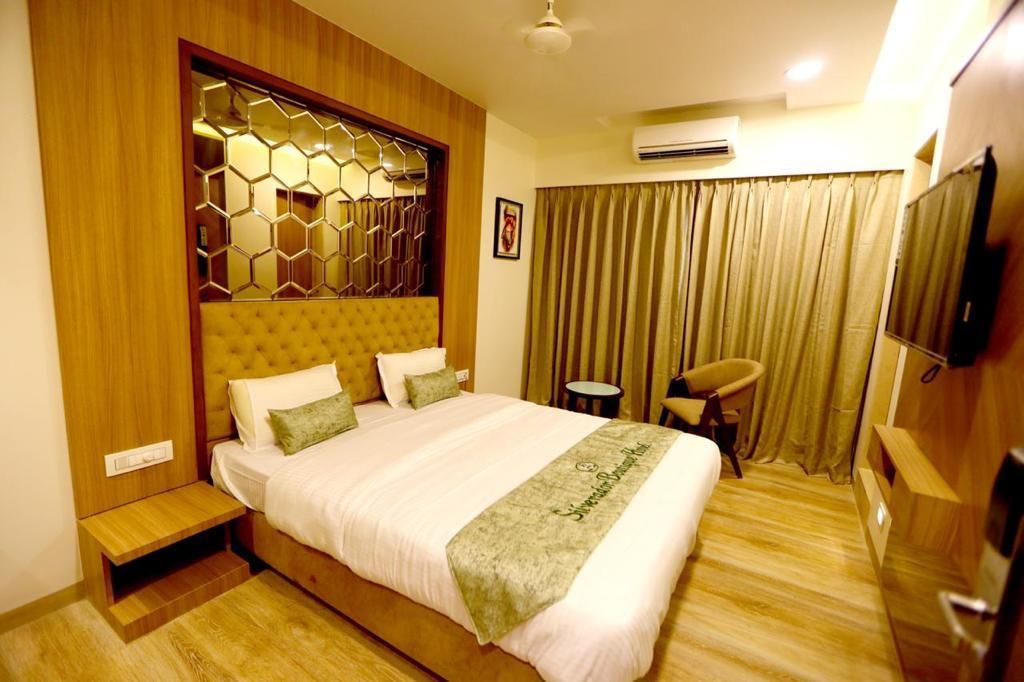 Deluxe Room with King Bed - Smoking 