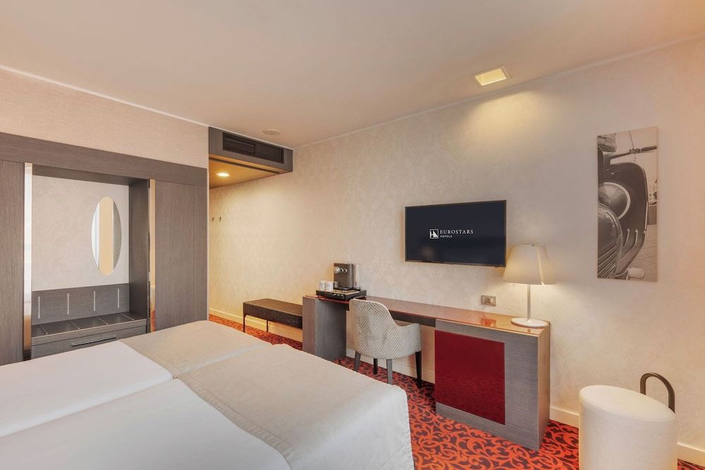 undefined Eurostars Palazzo Zichy 4