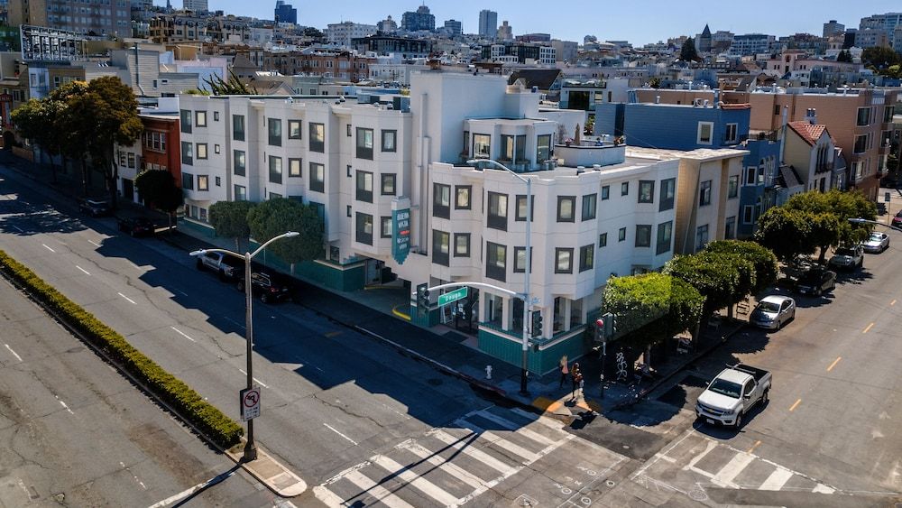 undefined Buena Vista Motor Inn 3