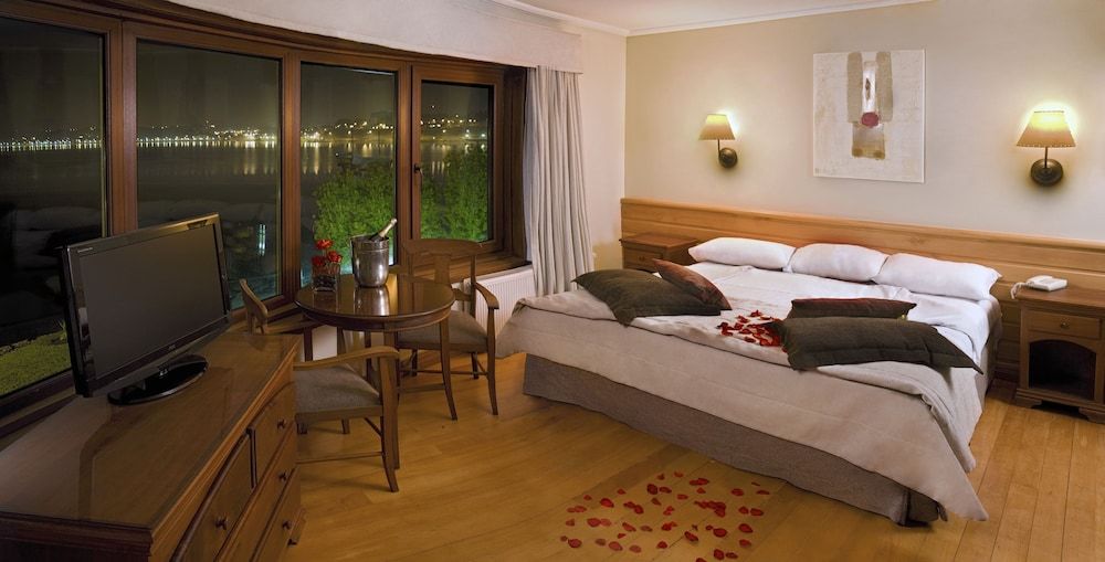 Standard Room, 1 Queen Bed