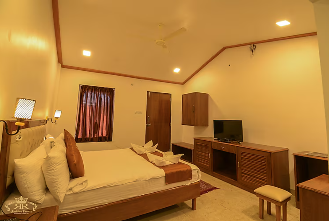 Rockford Resort Super Deluxe Room 3