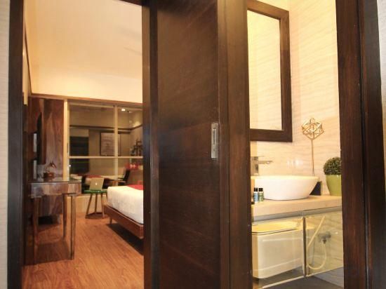 Private Two Bedroom Suite