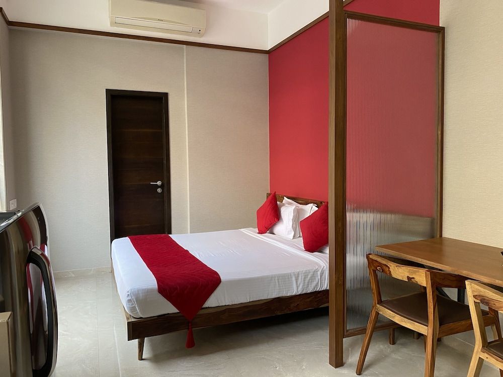 Executive Studio Suite