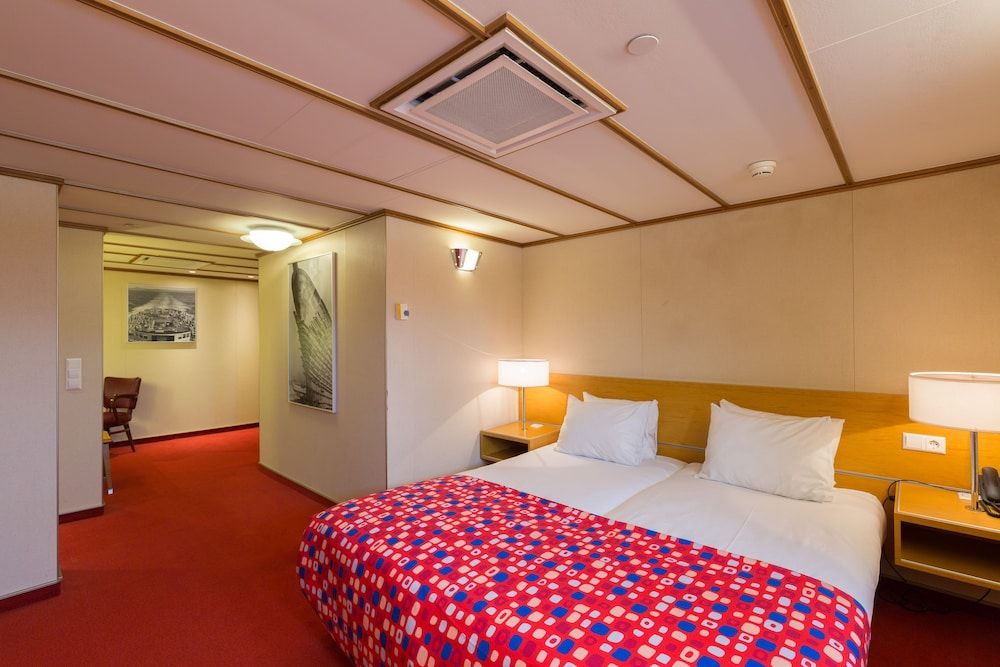 ss Rotterdam Hotel & Restaurants Superior Double Room 2