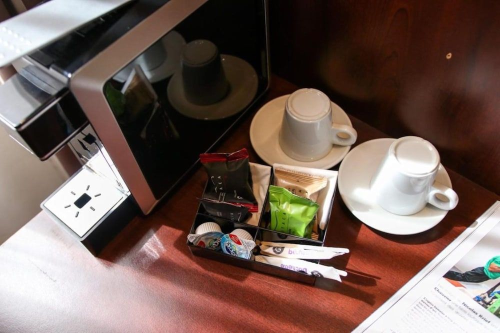 undefined Hotel le Noailles Nice Gare 10