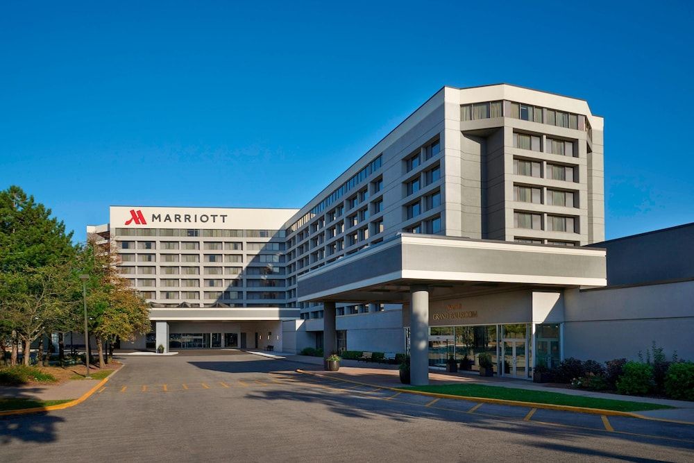 undefined Toronto Airport Marriott Hotel 2