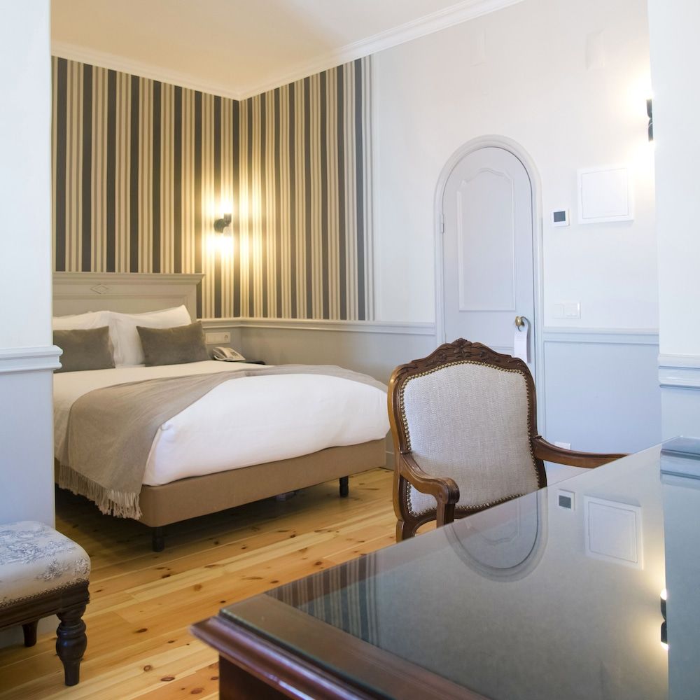 York House Standard Double Room 9