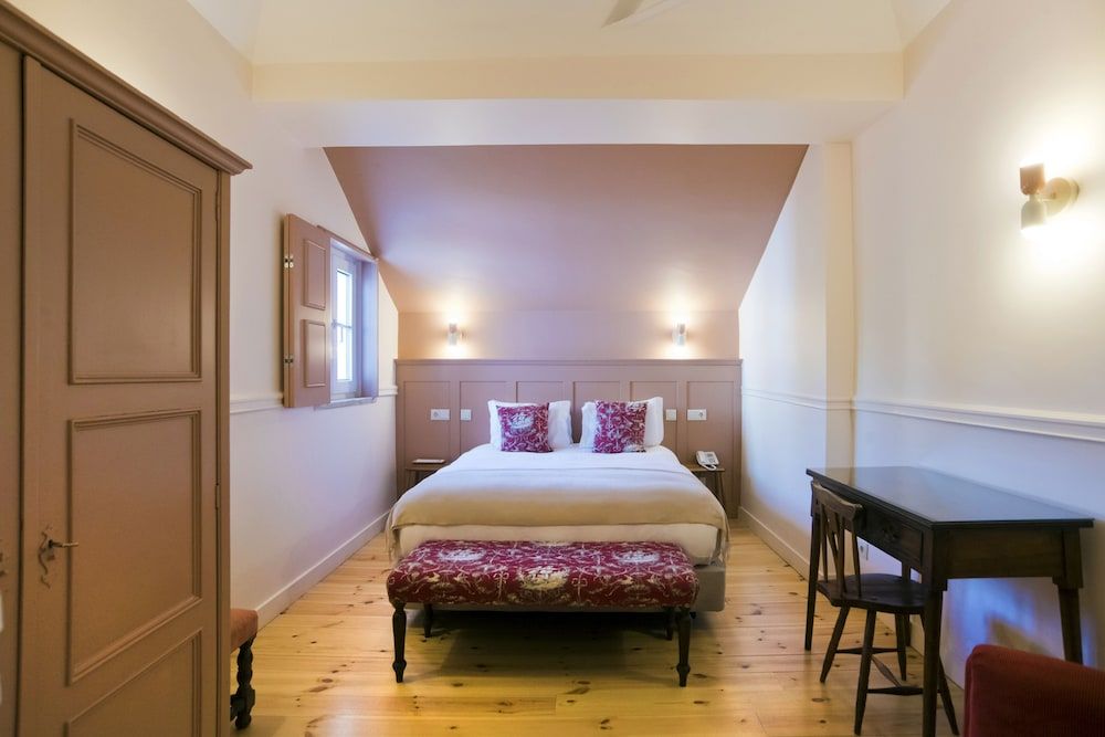 York House Standard Double Room 4