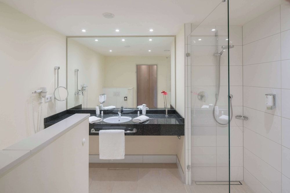 Deluxe Room, 1 Double Bed, Golf View
