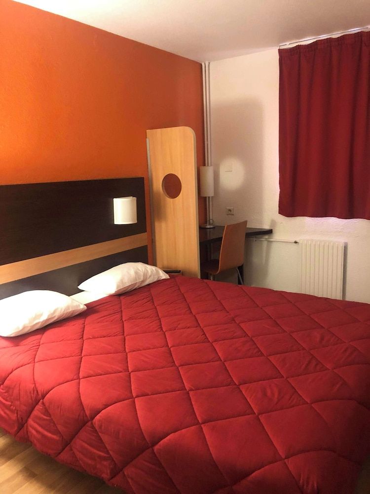 undefined Hotel Premiere Classe Orly Rungis 2