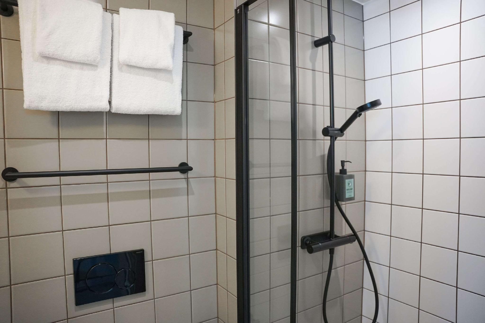 undefined Comfort Hotel Panorama 4