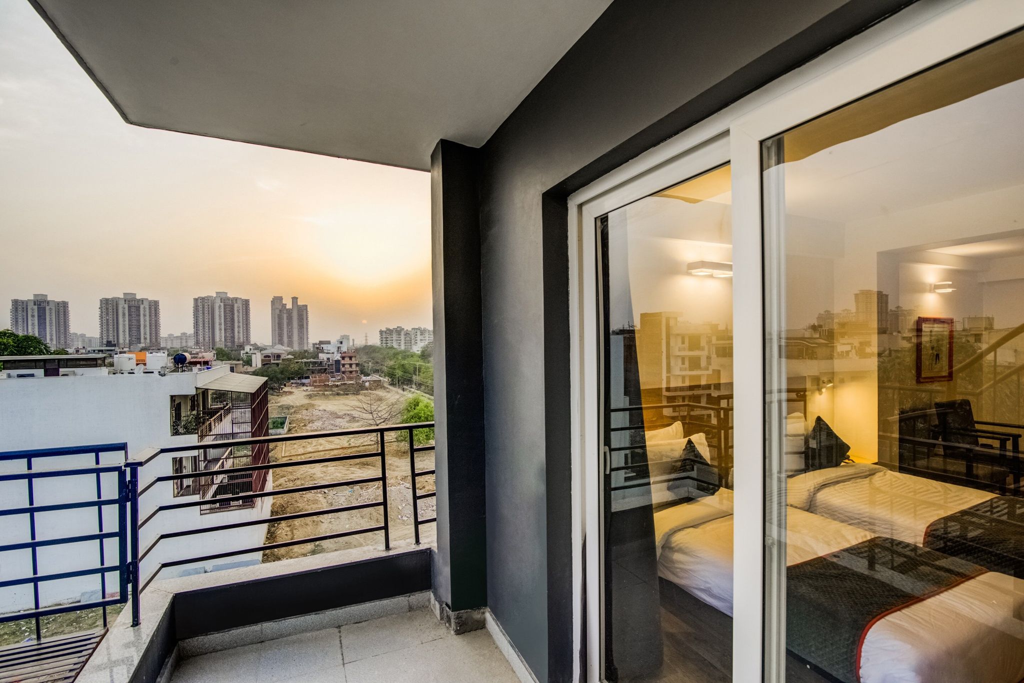 undefined Townhouse Oak Golf Course Road 5