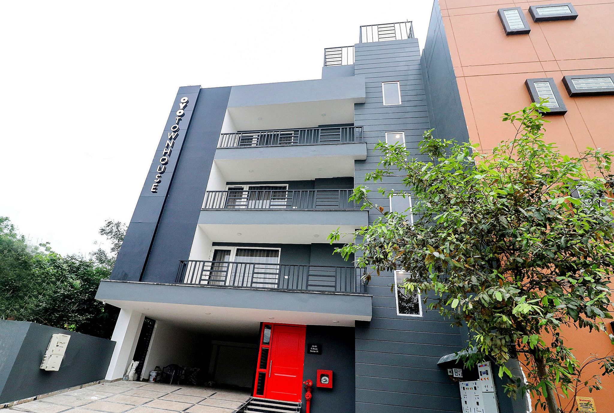 undefined Townhouse Noida Sector 71 Near ISKCON Temple Noida 6