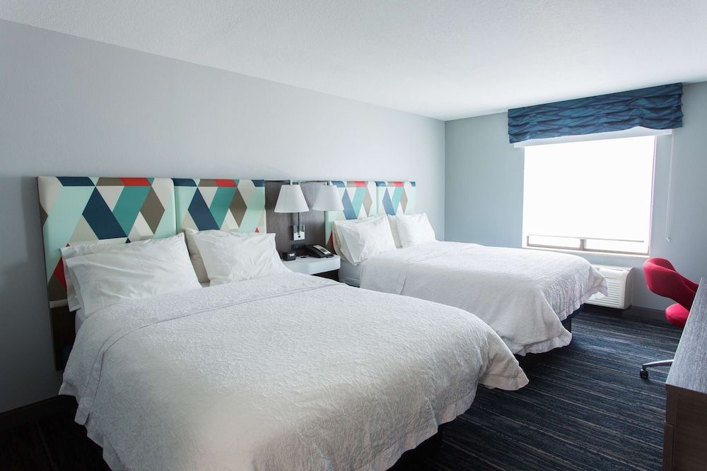 Two queen beds non smoking