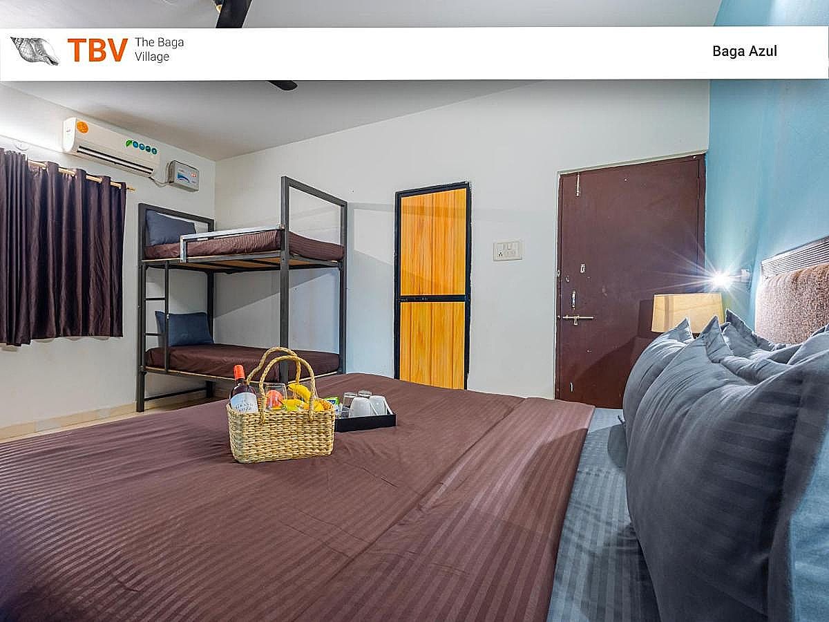 Quadruple Room with Balcony