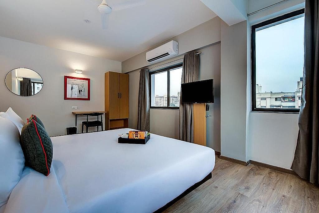Townhouse Hadapsar Near Amanora Mall Deluxe Room 4