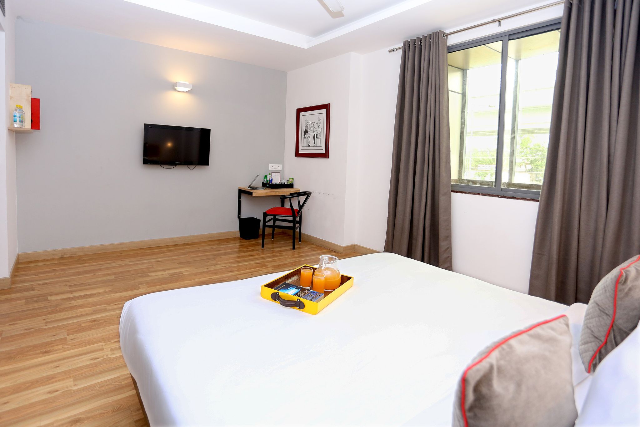 Townhouse Kaushambi Metro Ghaziabad Classic Triple Room 3