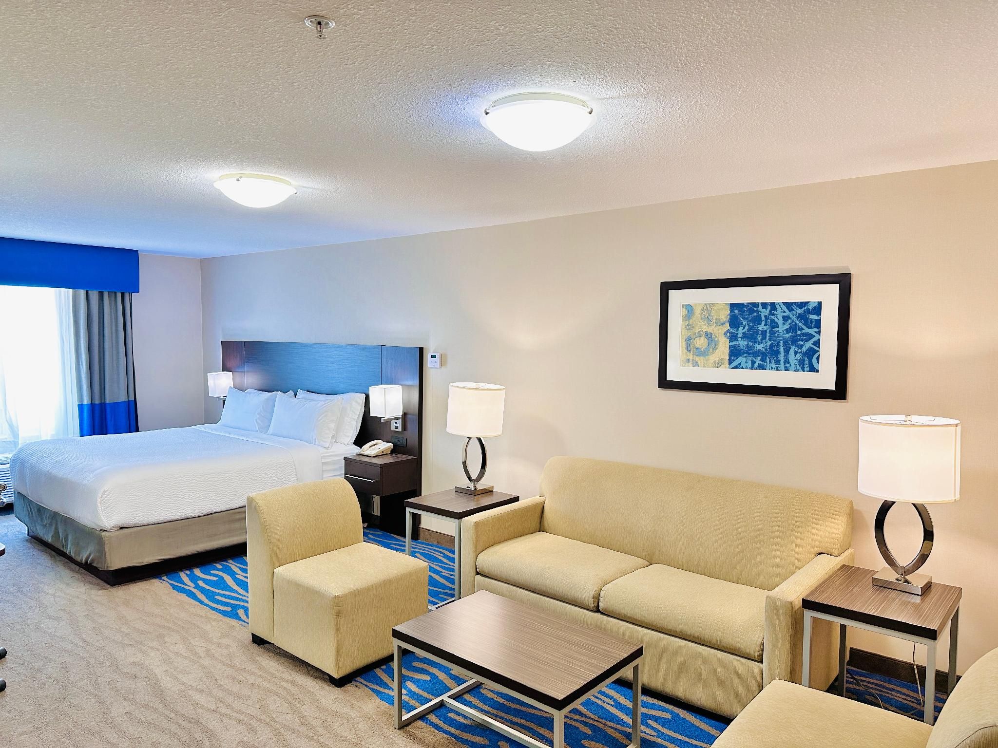 2 King 1 Bedroom Suite