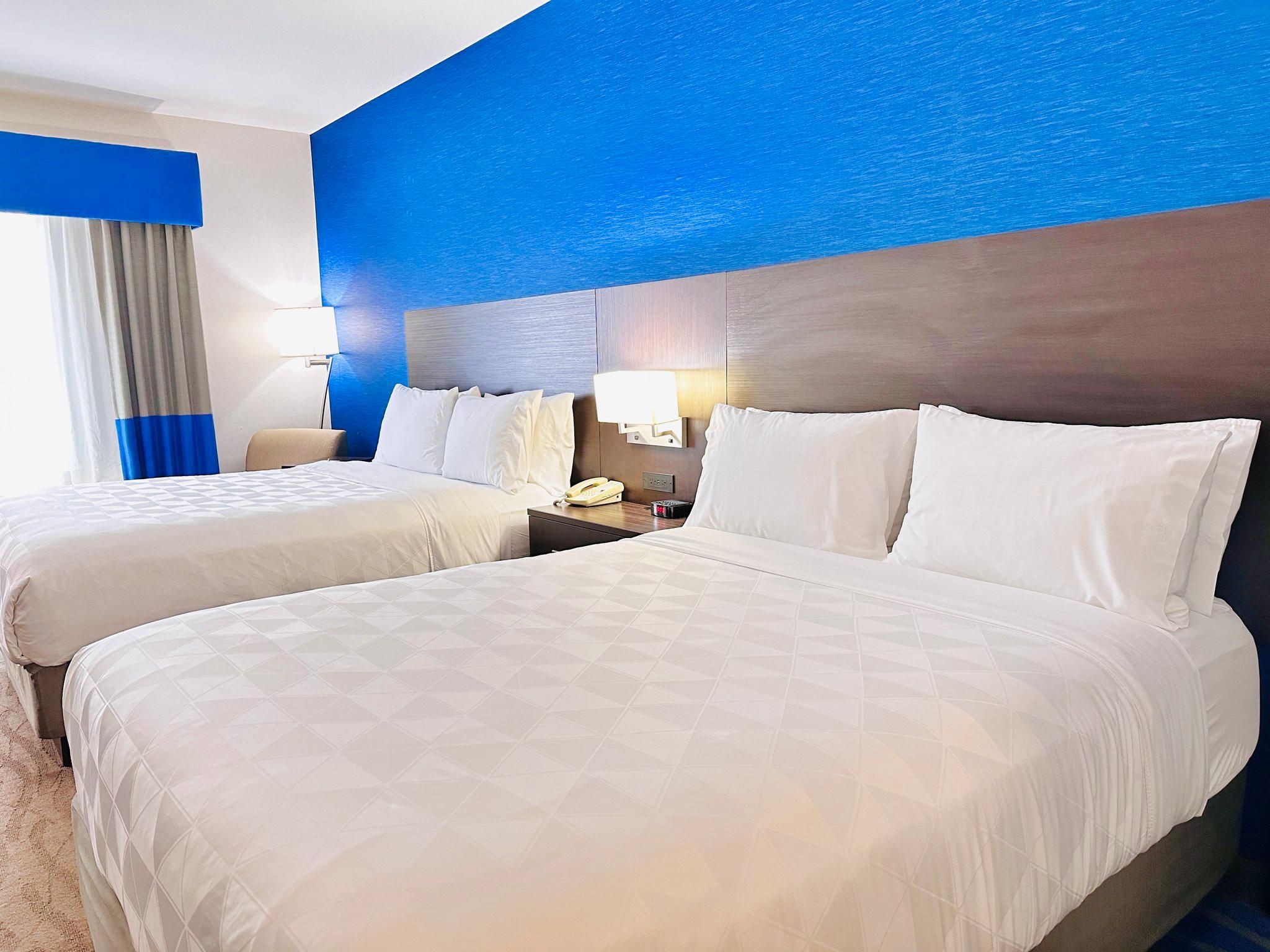 2 Queen Premium Room