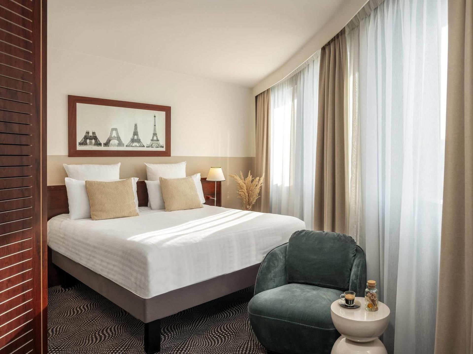 Privilege room, view of Eiffel Tower - 1 double bed