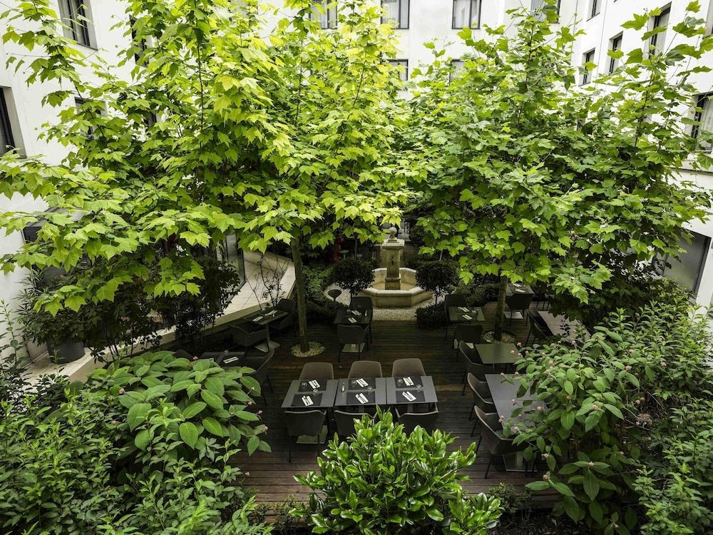 undefined Mercure Paris Gare Montparnasse TGV 5